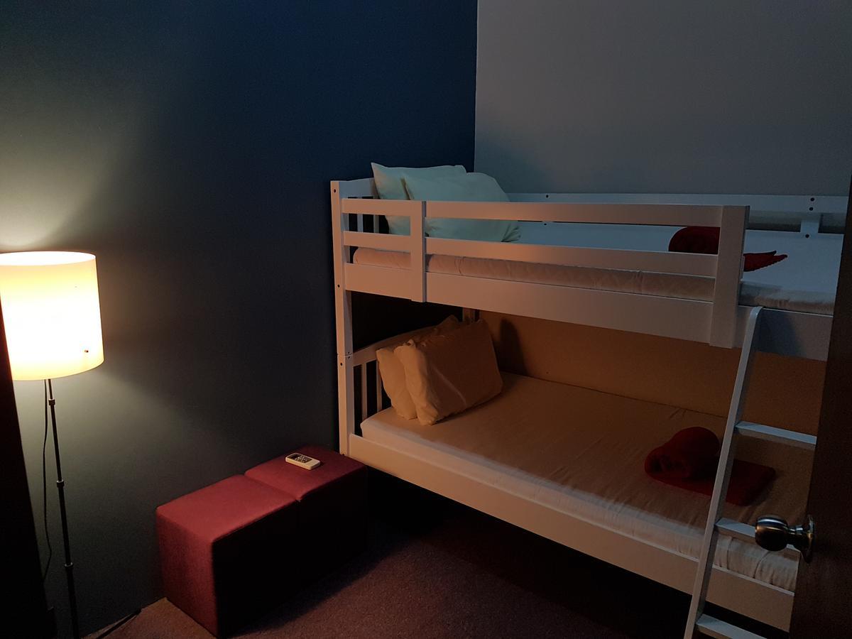 Skypod Boutique Hostel Kota Kinabalu Eksteriør billede